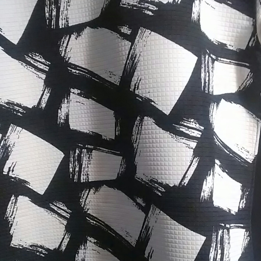 Top - Picture 3 of 4